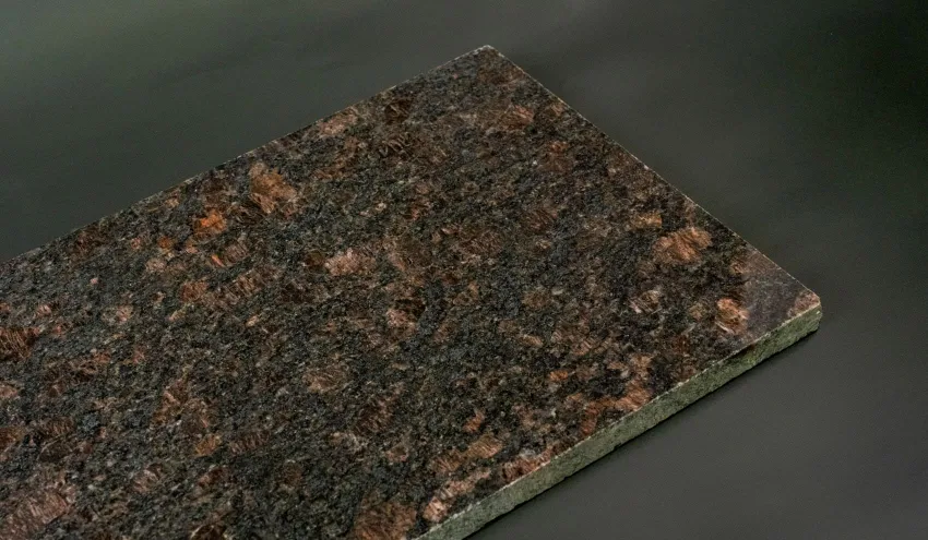 Гранит Tan Brown